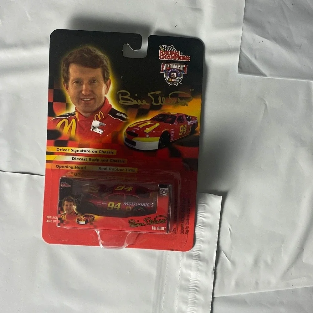 Bill Elliott #94 McDonald's Racing Champions 1:64 Diecast‎